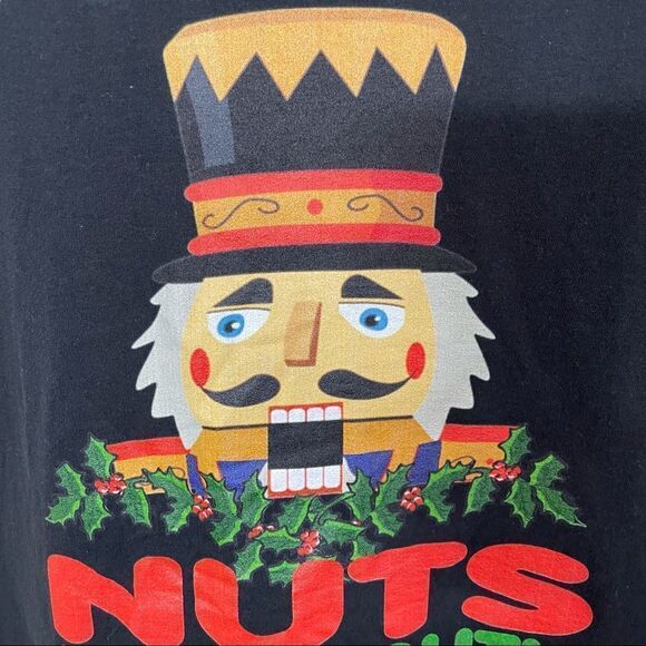 Christmas Nutcracker Graphic Screen Print Tee Shirt Black V-Neck Cotton Size XL - Picture 5 of 7